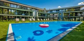 H55 Balatonlelle Apartmanh�zak - Augusztus 20.