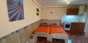 Hajnal Apartman - Napi �rak