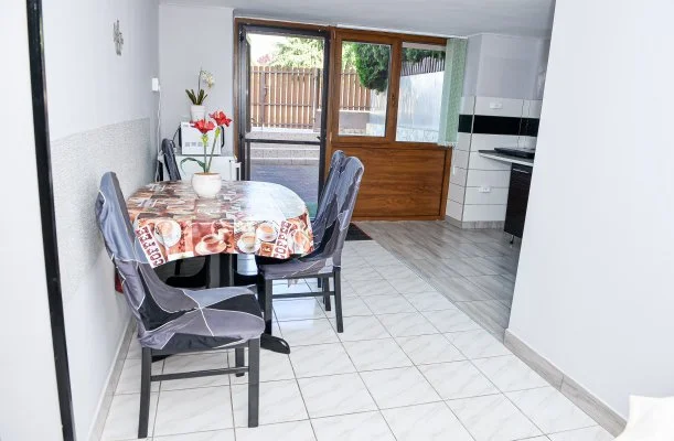 Hajnal Apartman Hajdúszoboszló Hajnal Apartman Hajdúszoboszló