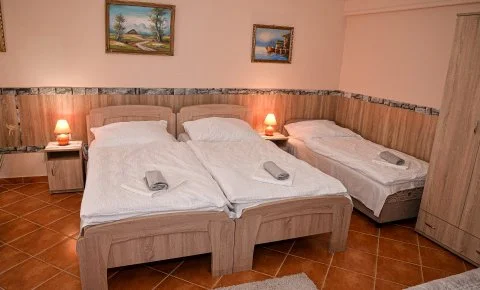 Hajnal Apartman Hajdúszoboszló - Két ünnep között