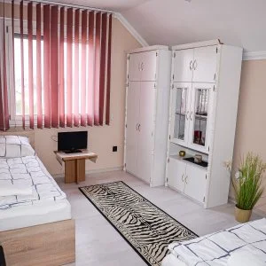 Hajnal Apartman Hajdúszoboszló - Május 1. (min. 2 éj)