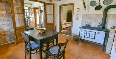 Hétköznapi kiruccanás egy üveg borral (min. 2 éj)