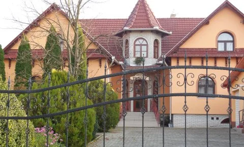 Hegyi Panzió Szilvásvárad - Október 23.