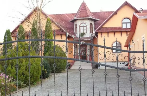 Hegyi Panzió Szilvásvárad Hegyi Panzió Szilvásvárad