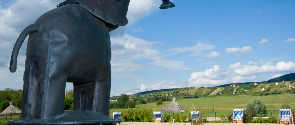 Htkti Wellness Hotel & Lovaspark Mr