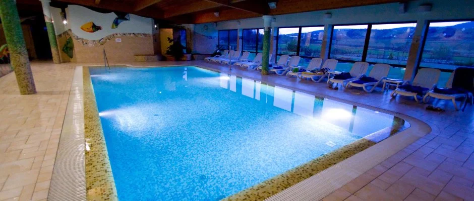 Htkti Wellness Hotel & Lovaspark Mr