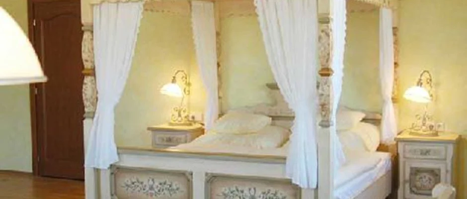 Htkti Wellness Hotel & Lovaspark Mr