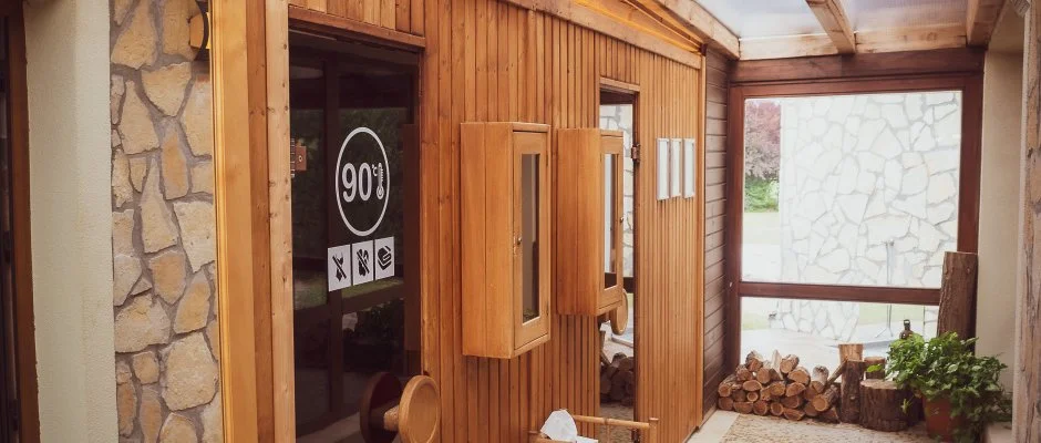 Htkti Wellness Hotel & Lovaspark Mr