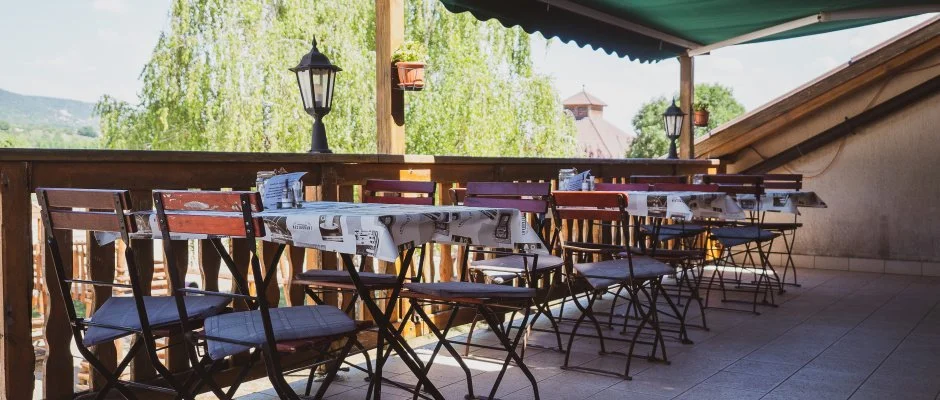 Htkti Wellness Hotel & Lovaspark Mr