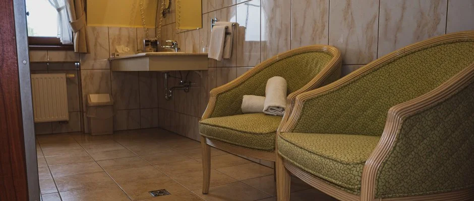 Htkti Wellness Hotel & Lovaspark Mr