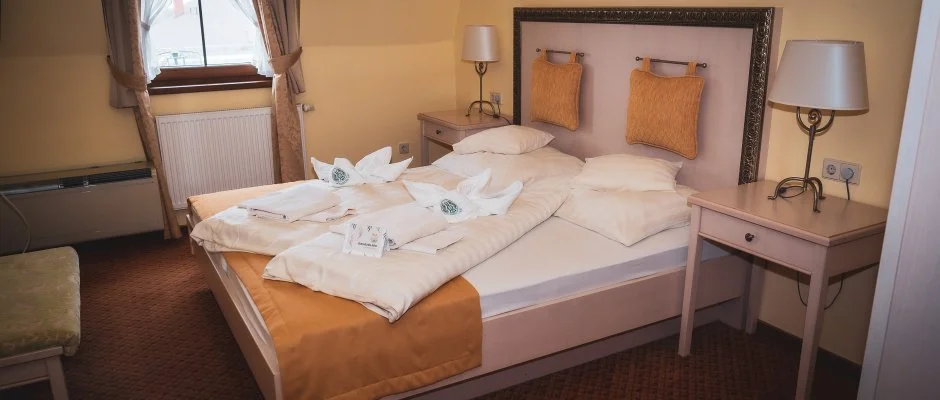 Htkti Wellness Hotel & Lovaspark Mr