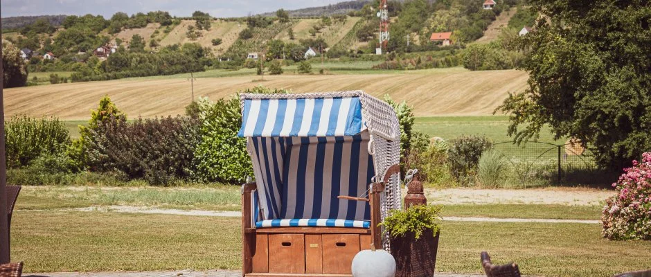 Htkti Wellness Hotel & Lovaspark Mr