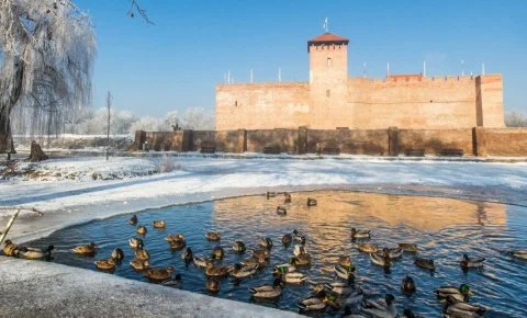 Hőforrás Üdülő- és Lakásszövetkezet Gyula - Téli pihenés csomagajánlat Várfürdő belépőkkel