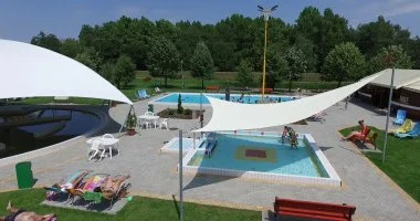 Napi �rak �nell�t�ssal (1 �jt�l)