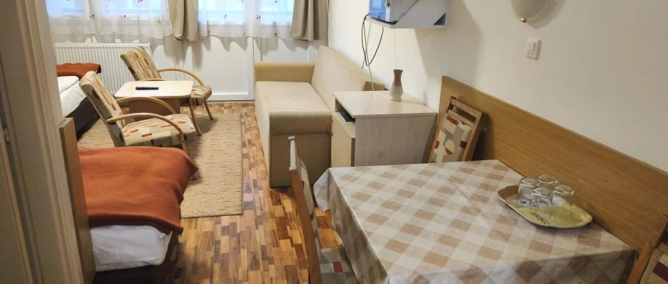 H�forr�s �d�l�- �s Lak�ssz�vetkezet Gyula