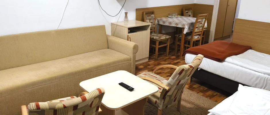 H�forr�s �d�l�- �s Lak�ssz�vetkezet Gyula