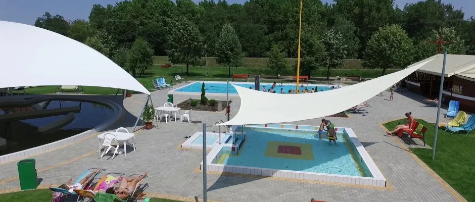 H�forr�s �d�l�- �s Lak�ssz�vetkezet Gyula