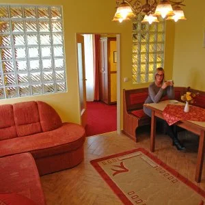 HoldLux Apartmanok Sárvár - Május 1. (min. 2 éj)