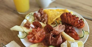 Napi �r reggelivel (1 �jt�l)