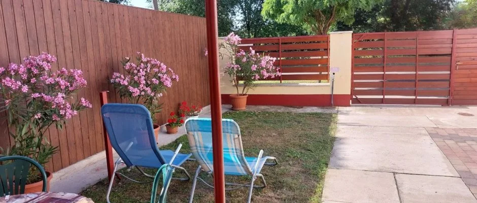 Holiday Apartman Mrahalom