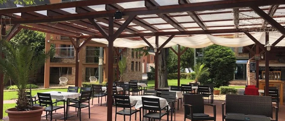 Holiday Beach Budapest Wellness Hotel with Sauna Park