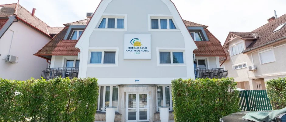 Holiday Club Apartman Hotel H�v�z