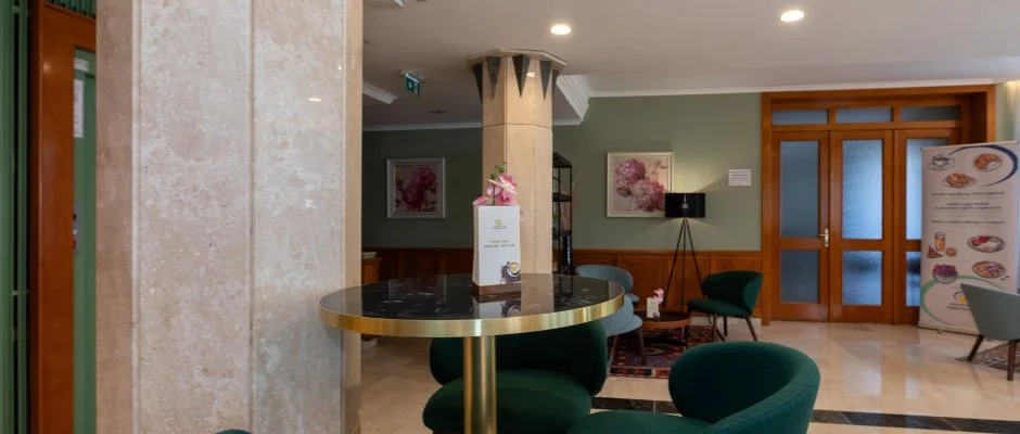 Holiday Club Apartman Hotel H�v�z