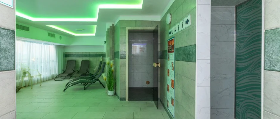 Holiday Club Apartman Hotel H�v�z
