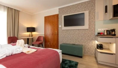 Holiday Club Apartman Hotel H�v�z