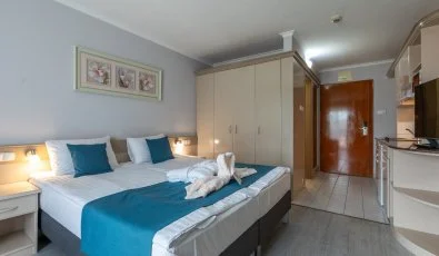 Holiday Club Apartman Hotel H�v�z