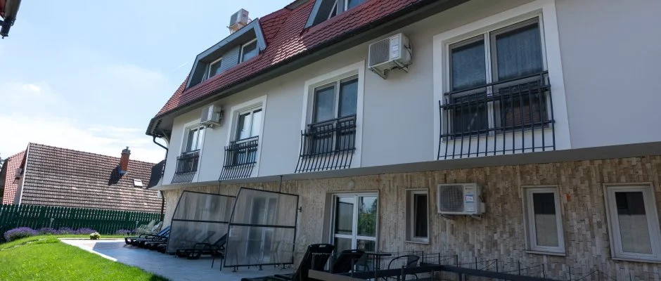 Holiday Club Apartman Hotel H�v�z