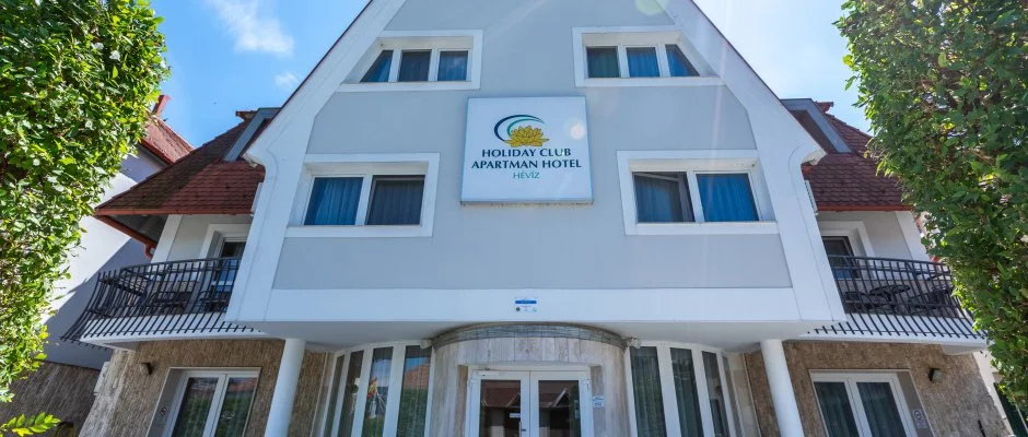 Holiday Club Apartman Hotel H�v�z