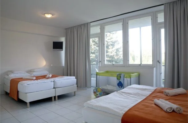 Holiday Hotel Csopak Holiday Hotel Csopak