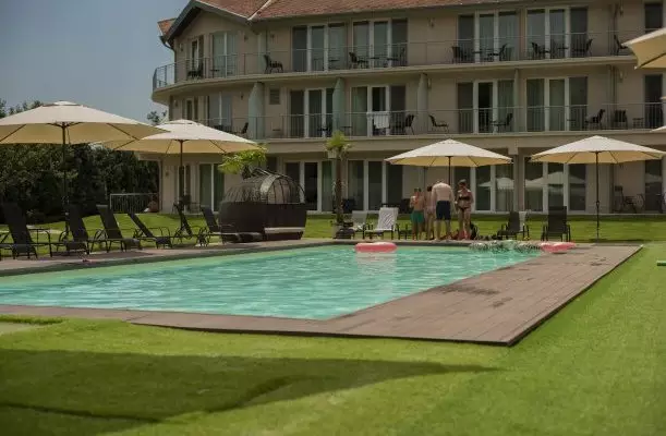 Holiday Resorts Balatonszrsz