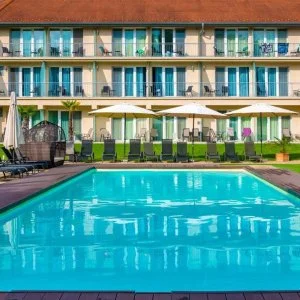 Holiday Resorts Balatonszárszó - Augusztus 20. (min. 2 éj)
