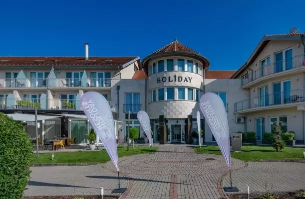 Holiday Resorts Balatonszrsz