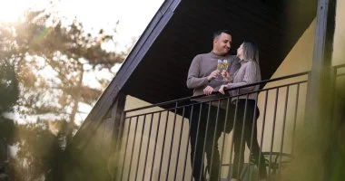 M�jus 1. (min. 2 �j)