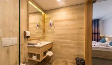 Akad�mia Hotel Balatonf�red