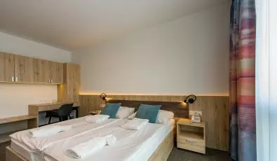 Akad�mia Hotel Balatonf�red