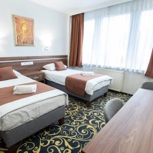 Hotel Árpád Tatabánya - Napi árak reggelis ellátással (1 éjtől)
