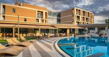 Szilveszter (min. 2 j)