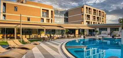 Aura Hotel Balatonfred - Wellness htvge ingyenes jszakval