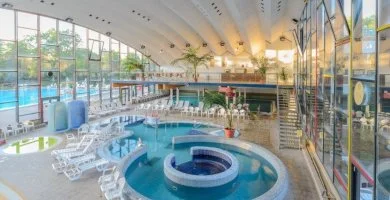 Hunguest Hotel B�ke - Legjobb �r f�lpanzi�val