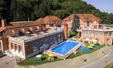 Hotel Bellevue Esztergom - Napi ár félpanzióval