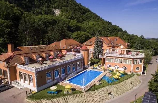 Hotel Bellevue Esztergom Hotel Bellevue Esztergom