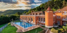 Hotel Bellevue - Felh�tlen Esztergomi Pihen�s