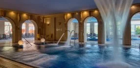 Hotel Bellevue - Dunai �lm�nyek 15% kedvezm�nnyel