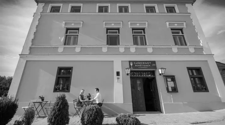 Hotel Cabernet Villnykvesd