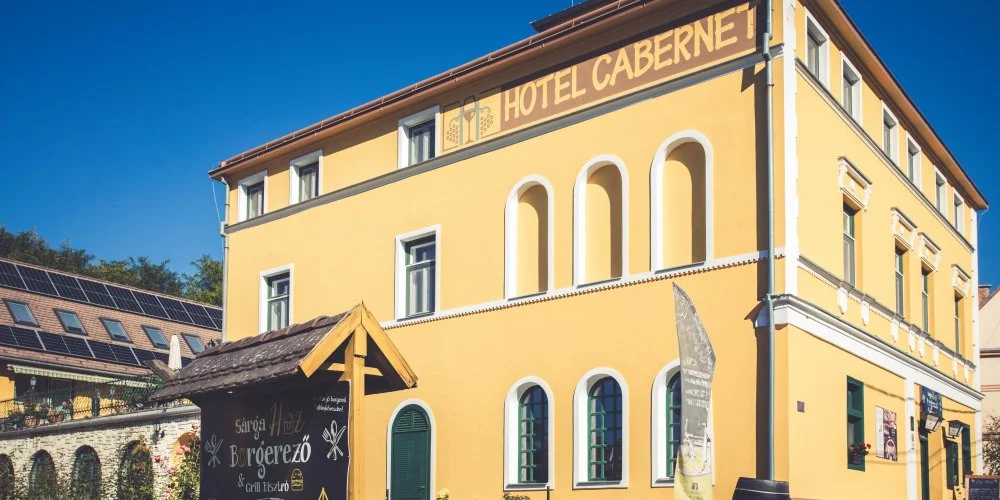 Hotel Cabernet Villánykövesd