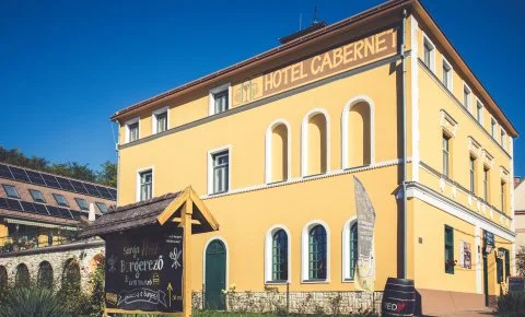 Hotel Cabernet Villánykövesd - Napi árak reggelis ellátással